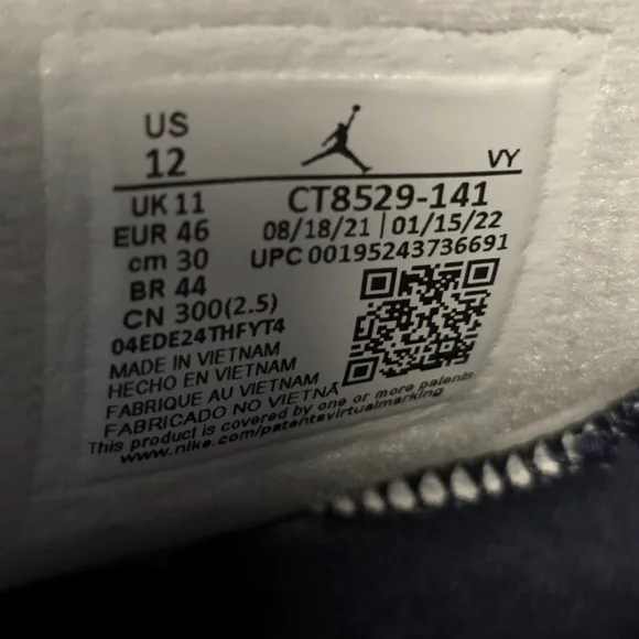 Midnight NAVY AIR JORDAN 6 ( GREAT CONDITION) - Picture 7 of 15